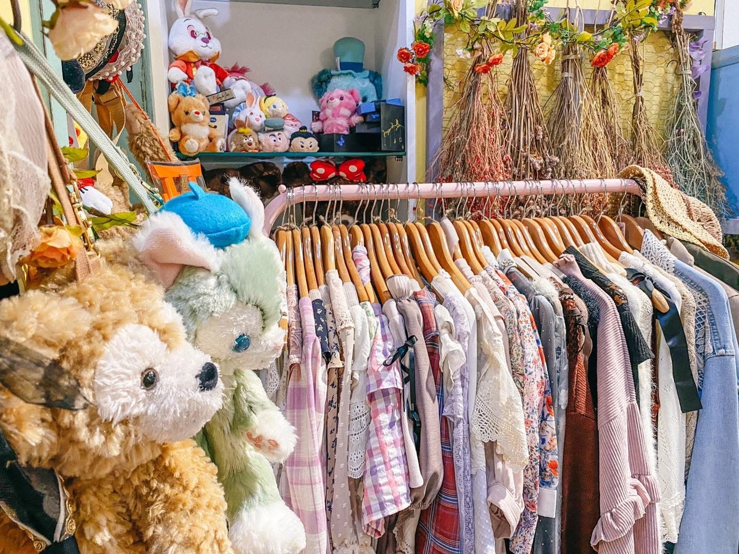 Miyavi Fushigi 服飾衣架與商品陳列